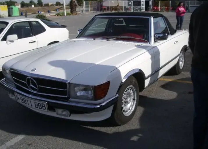 Mercedes-Benz SL Roadster Classic (R107)